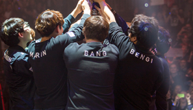 S15总决赛首日：LPL赛区BLG战队告捷，TES失利敲响世界赛警钟